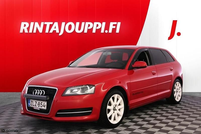 Käytetty Audi A3 Sportback Attraction 140 HP (102 kW) 2011 Punainen Viistoperä