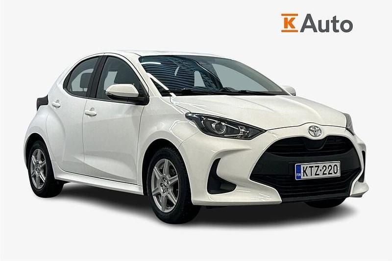 Käytetty Toyota Yaris Life 72 HP (52 kW) 2021 Viistoperä