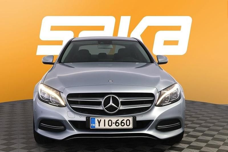 Käytetty Mercedes A180 Edition 156 HP (114 kW) 2014 Sedan