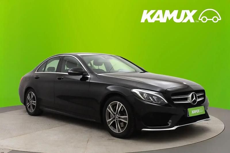 Käytetty Mercedes A180 Business 156 HP (114 kW) 2016 Musta Sedan