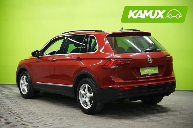 Käytetty VW Tiguan Comfortline 150 HP (110 kW) 2017 Punainen Katumaasturi