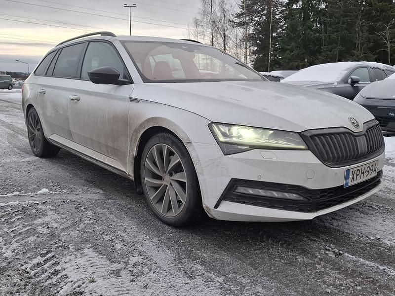 Valkoinen Käytetty 2020 Skoda Superb SportLine Farmari | 28 900 € (Kallis) - Kuva 1/4