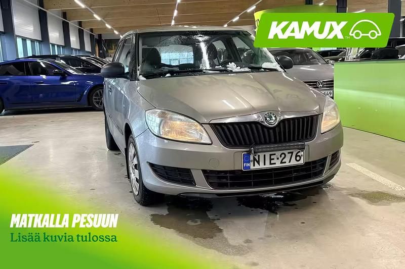 Käytetty Skoda Fabia Classic 60 HP (44 kW) 2011 Sedan