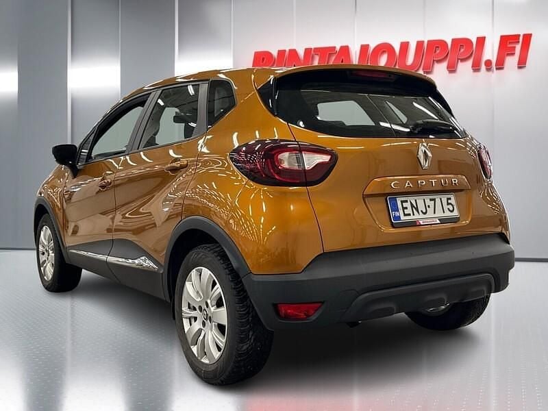 Käytetty Renault Captur 90 HP (66 kW) 2019 Oranssi Katumaasturi