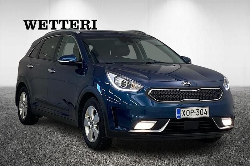 Käytetty Kia Niro EX 105 HP (77 kW) 2017 Sininen Katumaasturi