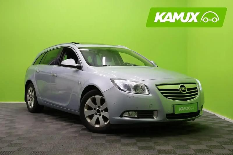 Hopea / harmaa Käytetty 2013 Opel Insignia Farmari | 6 480 € (Perustarjous) - Kuva 1/4