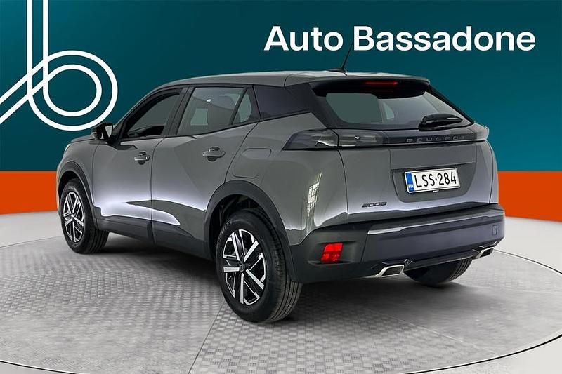 Käytetty Peugeot 2008 Active 131 HP (96 kW) 2024 Katumaasturi