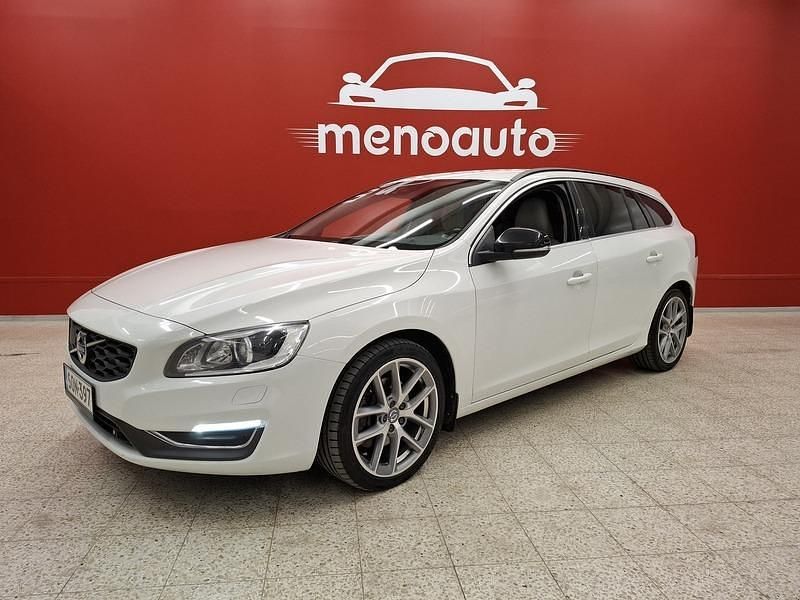 Käytetty Volvo V60 Momentum 181 HP (133 kW) 2015 Farmari