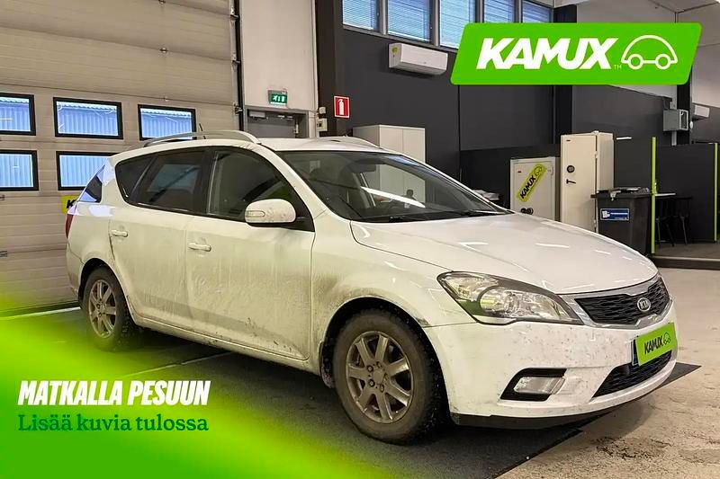 Valkoinen Käytetty 2012 Kia Ceed Sportswagon Farmari | 5 280 € (Perustarjous) - Kuva 1/3