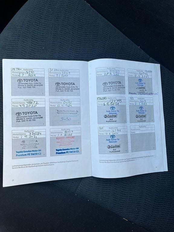 Käytetty Toyota Land Cruiser Life 177 HP (130 kW) 2019 Ruskea (beige) Van