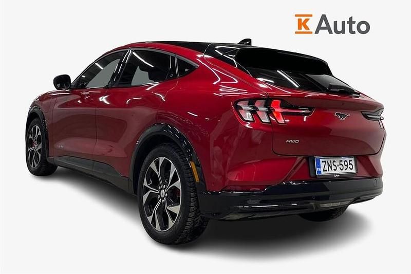 Käytetty Ford Mustang Mach-E 275 kW (375 HP) 2021 Punainen Katumaasturi