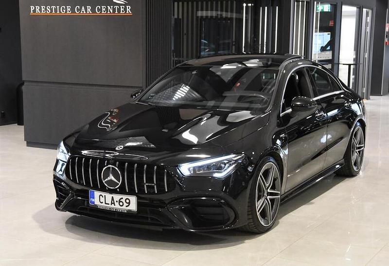 Käytetty Mercedes CLA45 AMG Premium Plus 388 HP (285 kW) 2021 Coupe - kaksiovinen