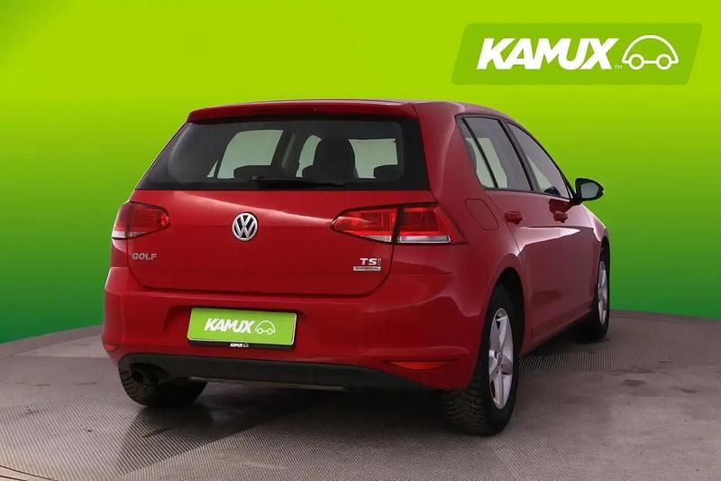 Käytetty VW Golf VII Comfortline 122 HP (89 kW) 2013 Punainen Sedan