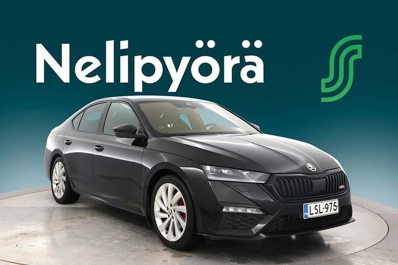 Käytetty Skoda Octavia RS 200 HP (147 kW) 2023 Musta Sedan