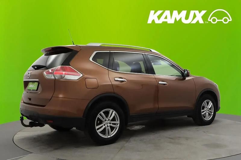 Käytetty Nissan X-Trail 360º 163 HP (119 kW) 2016 Oranssi Katumaasturi