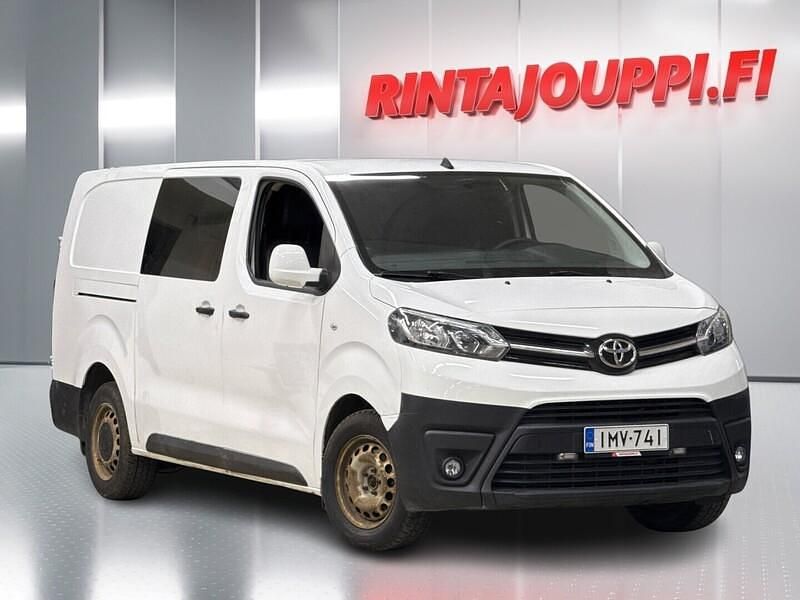 Käytetty Toyota Proace 122 HP (89 kW) 2018 Tila-auto