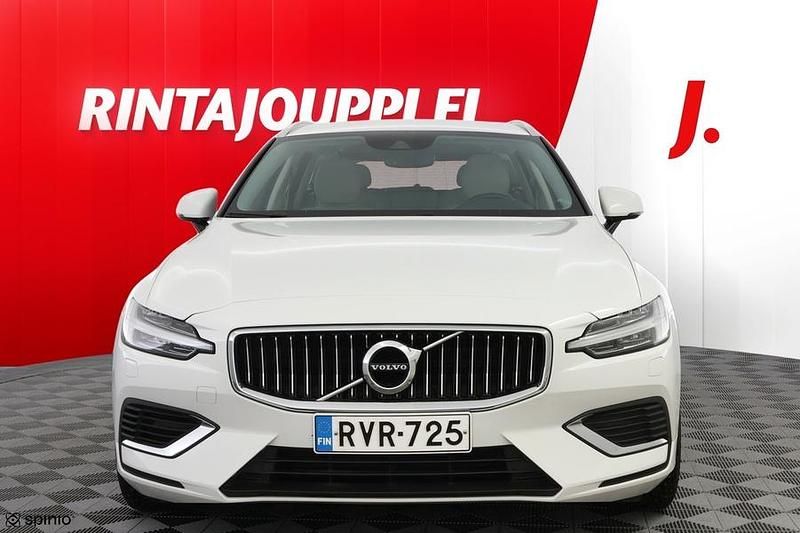 Käytetty Volvo V60 Inscription 392 HP (288 kW) 2019 Valkoinen Farmari