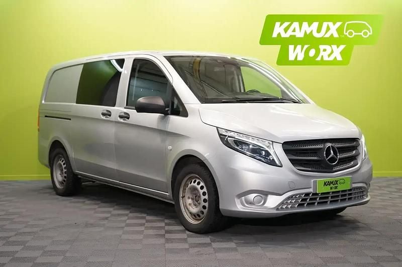Käytetty Mercedes Vito 136 HP (100 kW) 2019 Hopea / harmaa Van