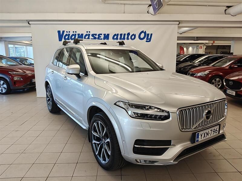 Hopea Käytetty 2017 Volvo XC90 Inscription Katumaasturi | 39 900 € (Hyvä tarjous) - Kuva 1/4