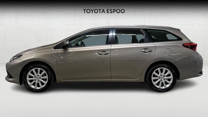 Käytetty Toyota Auris Touring Sports Multidrive S 116 HP (85 kW) 2015 Farmari