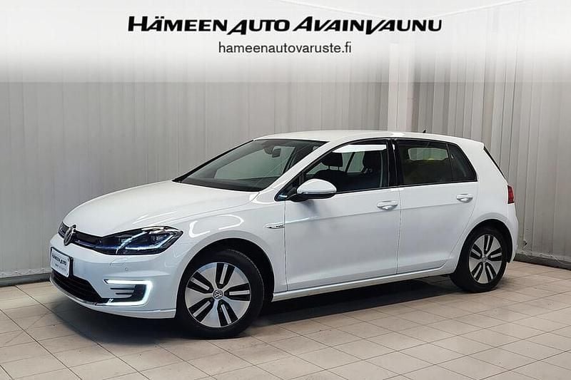 Käytetty VW e-Golf 100 kW (136 HP) 2019 Valkoinen Viistoperä