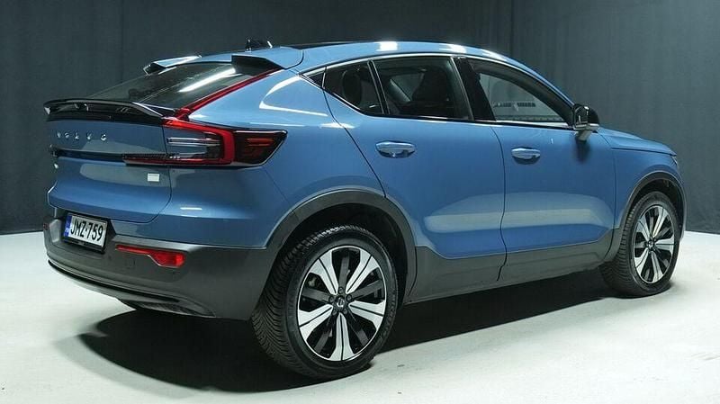 Käytetty Volvo C40 Plus 169 kW (231 HP) 2023 Sininen Katumaasturi