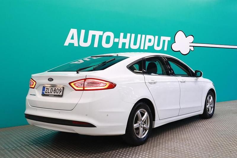 Käytetty Ford Mondeo Trend 125 HP (91 kW) 2017 Viistoperä