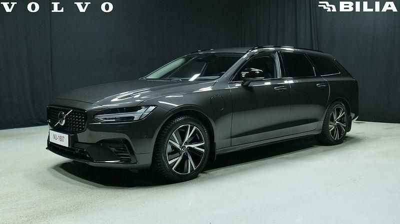 Harmaa Käytetty 2025 Volvo V90 Plus Farmari | 49 400 € (Kallis) - Kuva 1/3