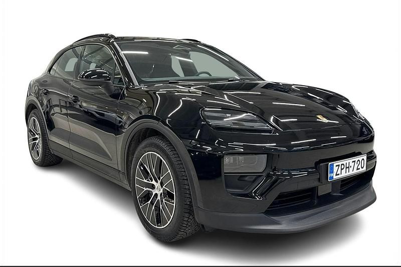 Käytetty Porsche Macan 264 kW (360 HP) 2025 Musta Katumaasturi