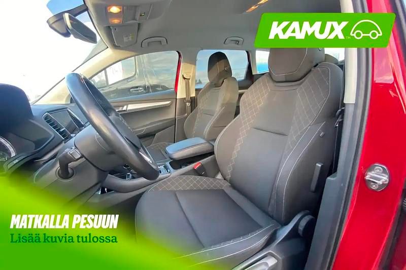 Käytetty Skoda Karoq Ambition 150 HP (110 kW) 2019 Musta Katumaasturi