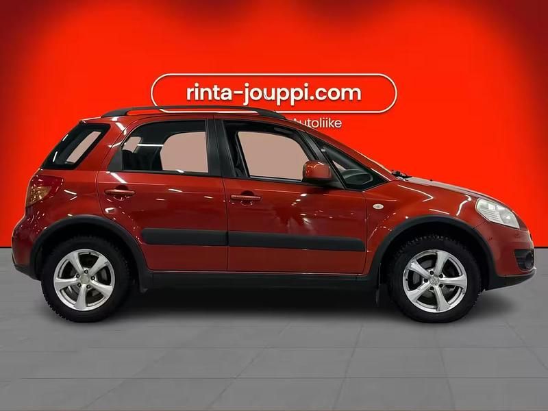 Käytetty Suzuki SX4 120 HP (88 kW) 2012 Viistoperä