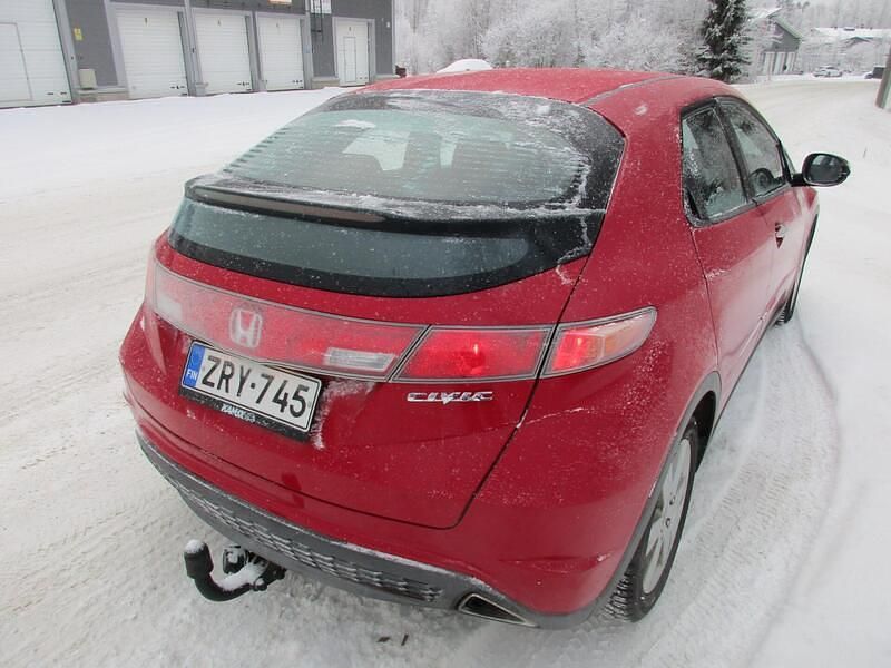 Käytetty Honda Civic Sport 140 HP (102 kW) 2008 Viistoperä