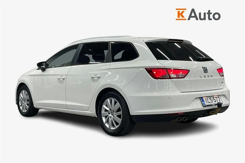 Käytetty Seat Leon ST 4Drive 105 HP (77 kW) 2014 Valkoinen Farmari