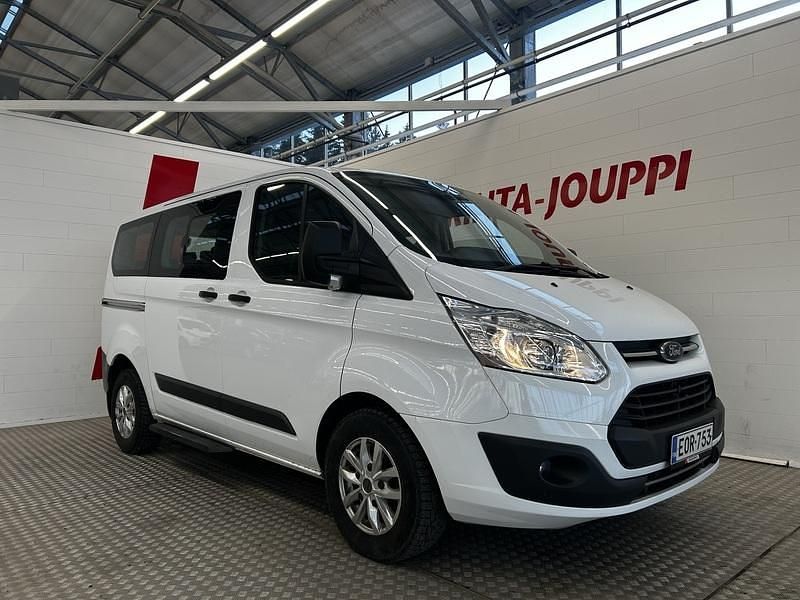 Käytetty Ford Tourneo Trend 131 HP (96 kW) 2017 Tila-auto
