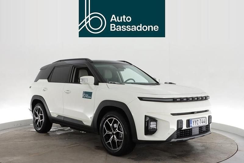 Käytetty 2025 Ssangyong (KGM) Torres Sapphire Katumaasturi | 41 880 € - Kuva 1/4