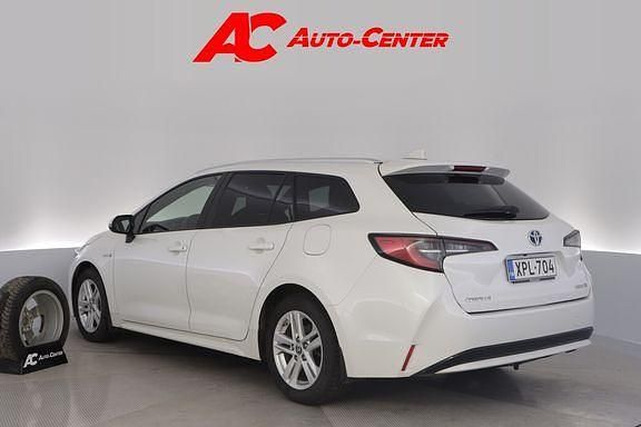 Käytetty Toyota Corolla Active 121 HP (88 kW) 2021 Valkoinen Farmari
