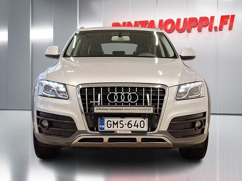 Käytetty Audi Q5 Sport 239 HP (175 kW) 2011 Harmaa Katumaasturi