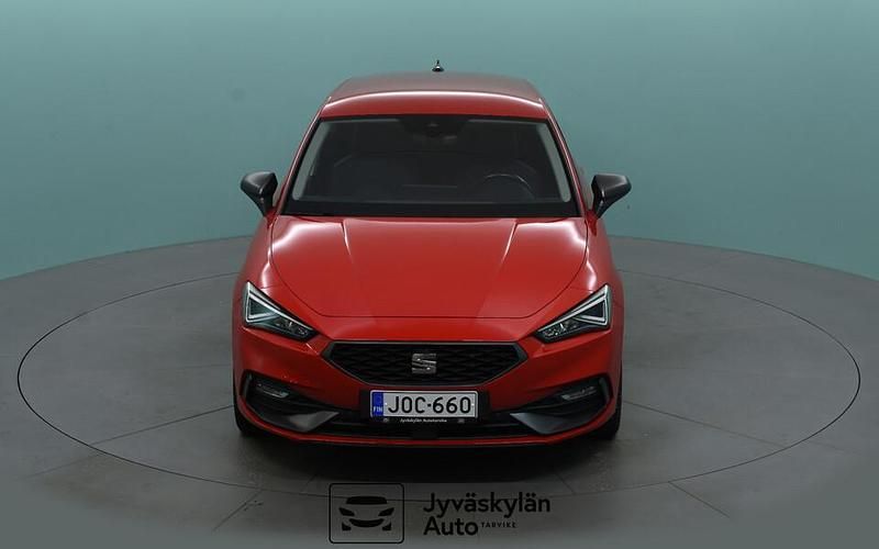 Käytetty Seat Leon FR 204 HP (150 kW) 2021 Punainen Viistoperä