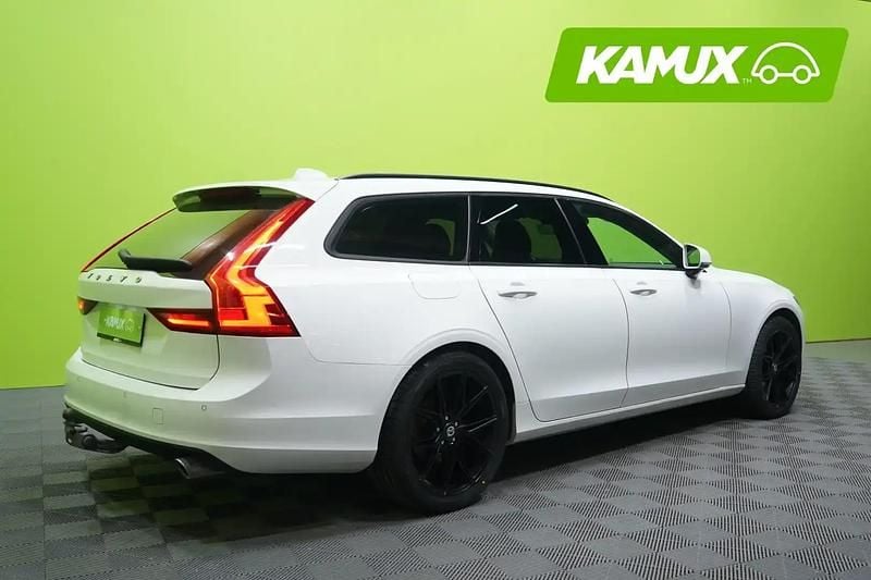 Käytetty Volvo V90 Kinetic 150 HP (110 kW) 2018 Valkoinen Farmari