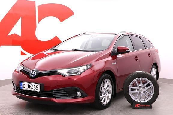 Punainen Käytetty 2018 Toyota Auris Touring Sports Active Farmari | 17 690 € (Perustarjous) - Kuva 1/4
