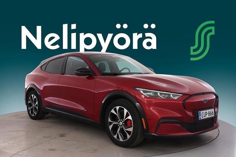 Käytetty Ford Mustang Mach-E S 275 kW (375 HP) 2023 Rapid red Katumaasturi