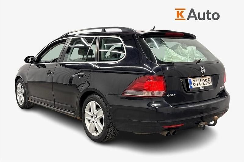 Käytetty VW Golf Comfortline 140 HP (102 kW) 2010 Musta Farmari