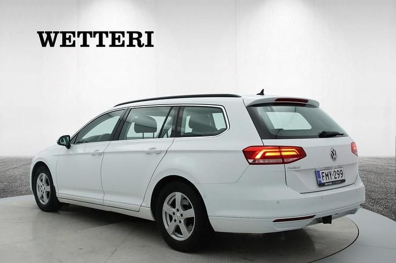 Käytetty VW Passat Comfortline 125 HP (91 kW) 2018 Farmari