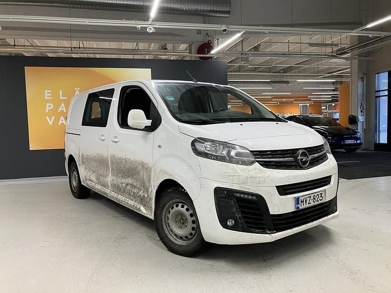 Käytetty Opel Vivaro Enjoy 102 HP (75 kW) 2019 Tila-auto