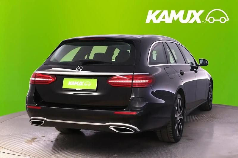 Käytetty Mercedes E300 Edition 194 HP (142 kW) 2021 Musta Farmari