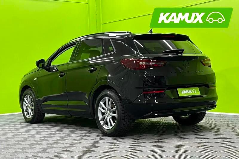 Käytetty Opel Grandland X GS Line 131 HP (96 kW) 2023 Musta Katumaasturi