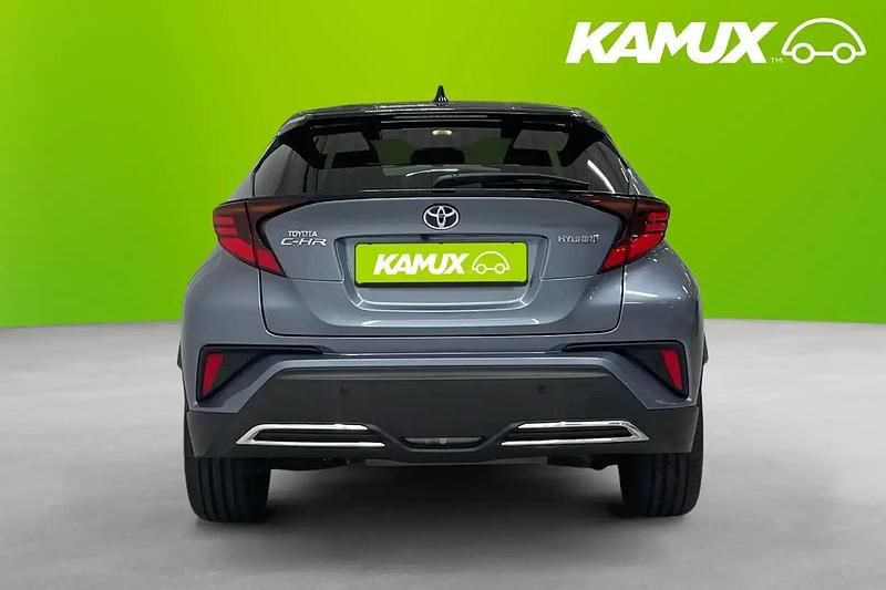 Käytetty Toyota C-HR 184 HP (135 kW) 2020 Hopea / harmaa Katumaasturi