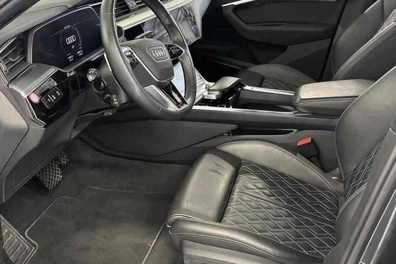 Käytetty Audi e-tron S-Line 230 kW (313 HP) 2023 Katumaasturi