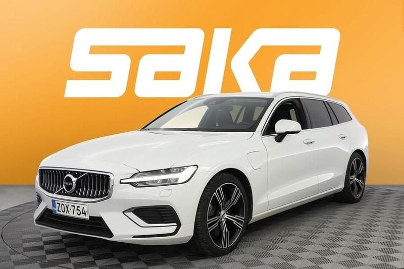 Käytetty Volvo V60 Inscription 340 HP (250 kW) 2021 Farmari