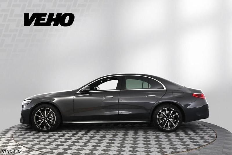 Käytetty Mercedes E300 Advanced 313 HP (230 kW) 2024 Sedan